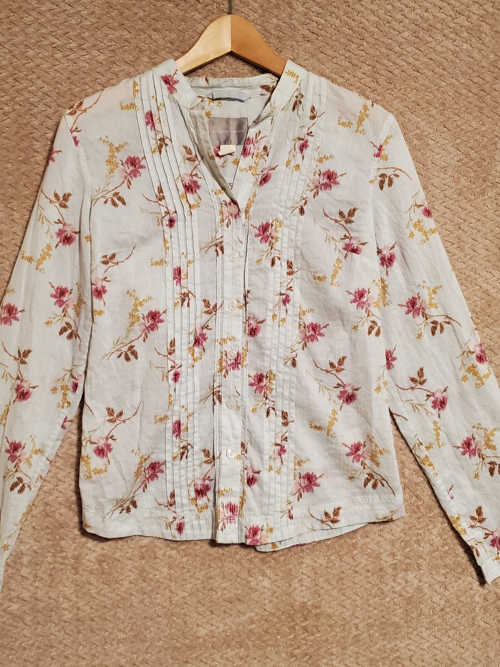 Victoria's Secret Cream Button-Front Pintuck Top with Pink Floral